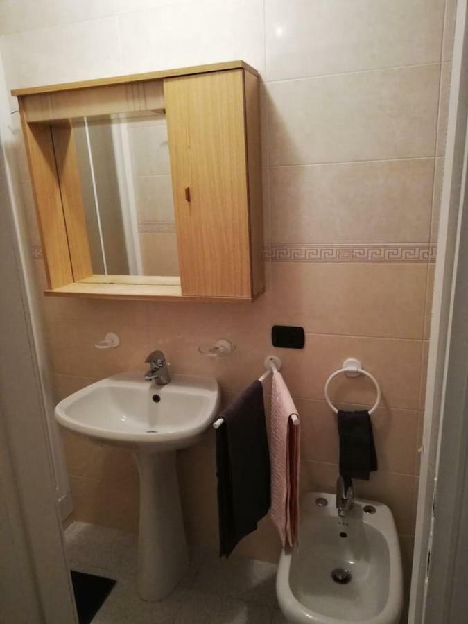 Centro E Parco 10 Min - Flat In Monza Appartement Buitenkant foto