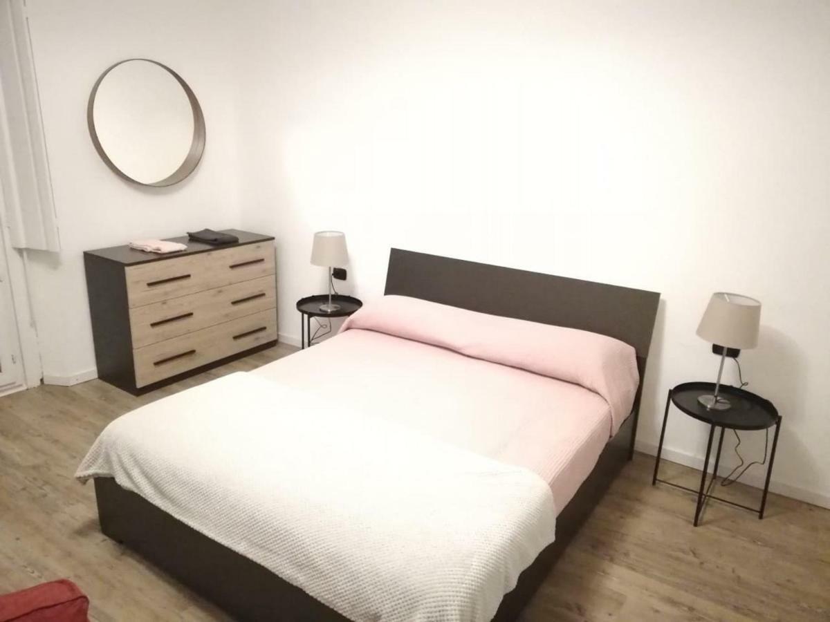 Centro E Parco 10 Min - Flat In Monza Appartement Buitenkant foto