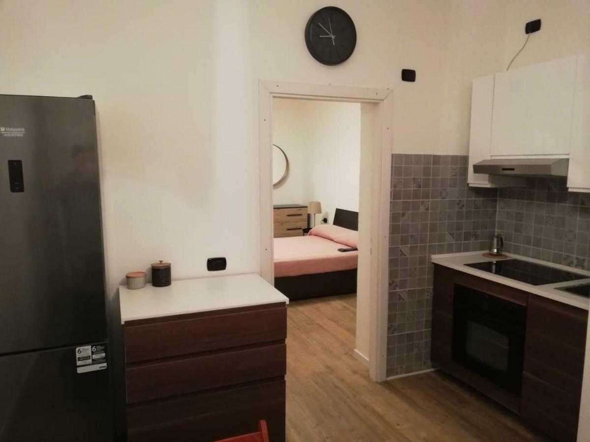 Centro E Parco 10 Min - Flat In Monza Appartement Buitenkant foto